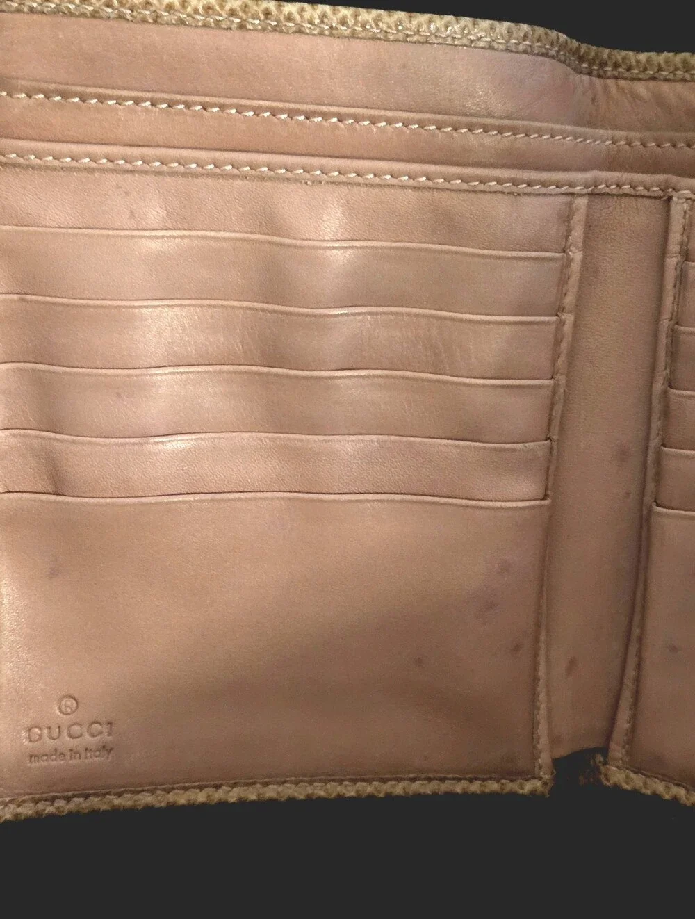 Gucci Marmont Beige and Pink Textured Leather Trifold - Picture 4 of 16